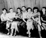 Слева - Ергашев Осад , мама , Рая Варзиева, ( супруга Керима Варзиева)не помню фамилию мужчины ....вторая справа -Дзера Туганова. Где то 1955 год.jpg