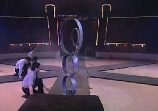 Hebei Troupe. Прыжки через кольца. Китай